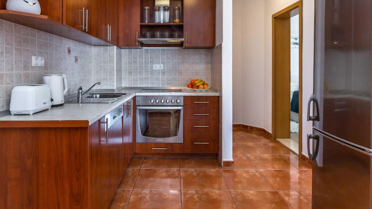 Apartments Lana Makarska Exterior foto